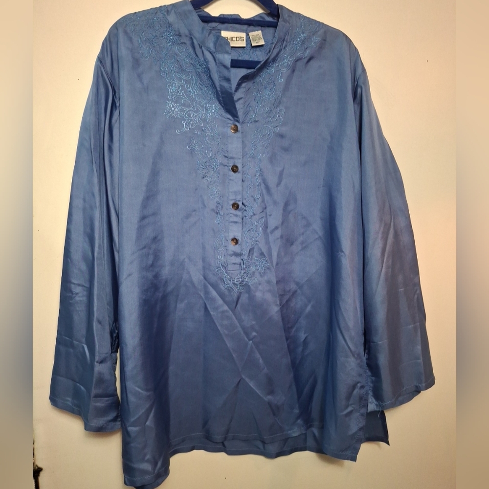 Chicos Silk Embroidered Blouse Tunic Size '1'/Med Made In India Periwinkle Blue